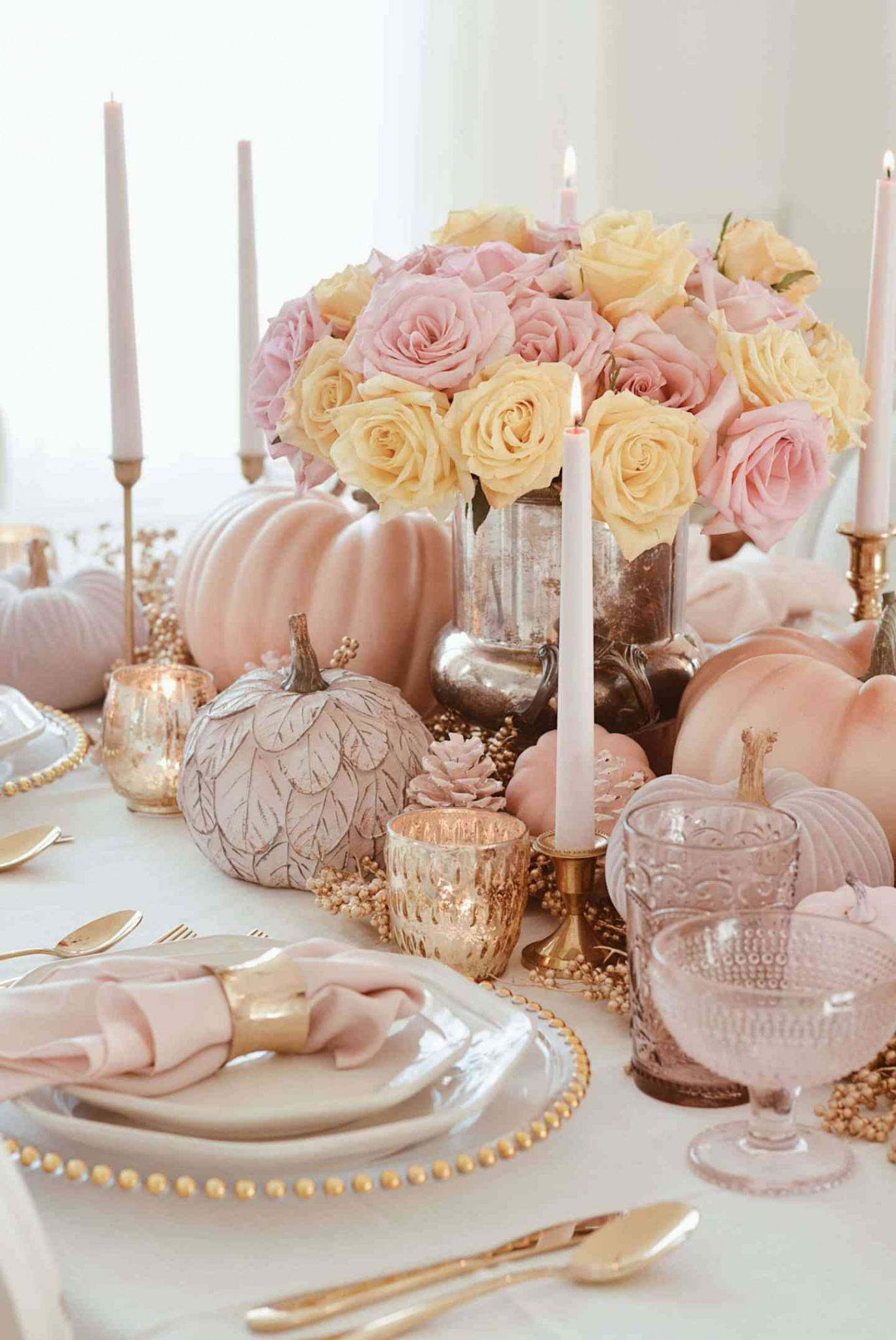 A Peach & Pink Thanksgiving Tablescape - The Pink Dream