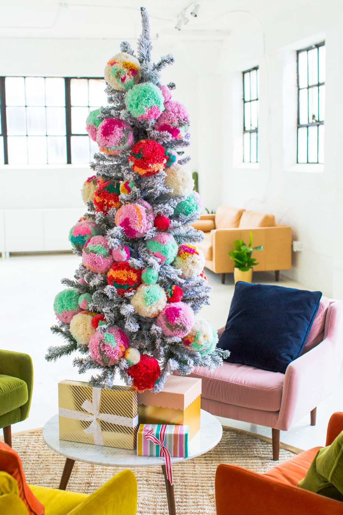 Best Christmas Tree Trends & Decorating Ideas for