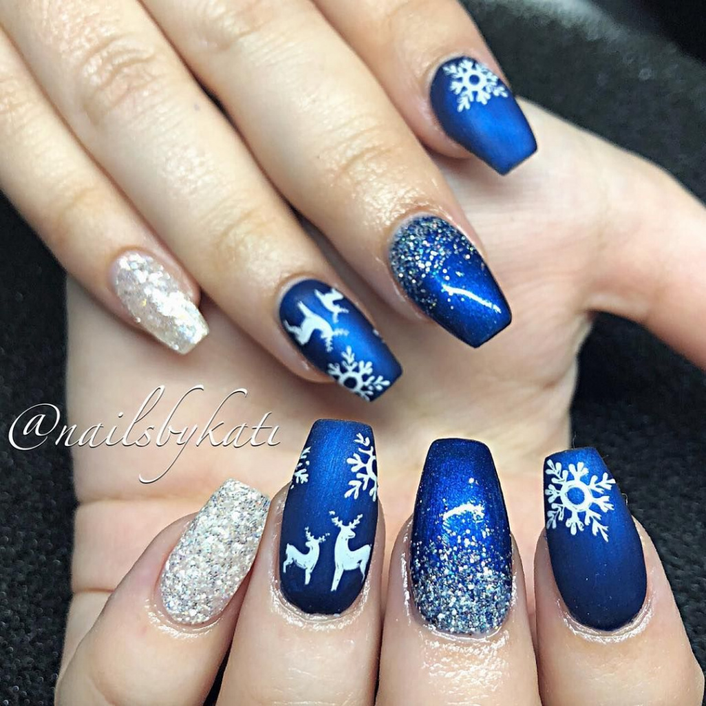 Blue christmas nails  Xmas nail designs, Xmas nails, Christmas