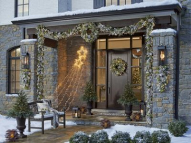 Christmas Porch Decorations:  Holly Jolly Looks - Grandin Road Blog