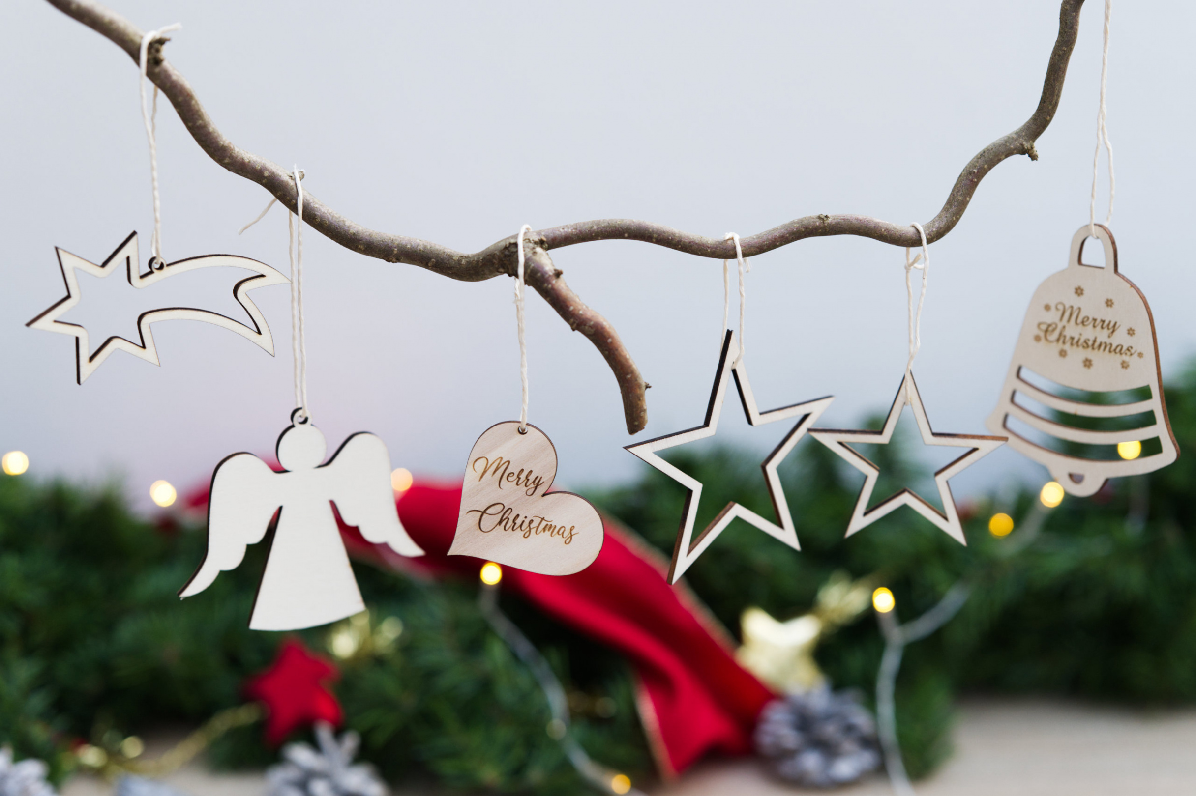 Christmas tree decorations hanger made of wood