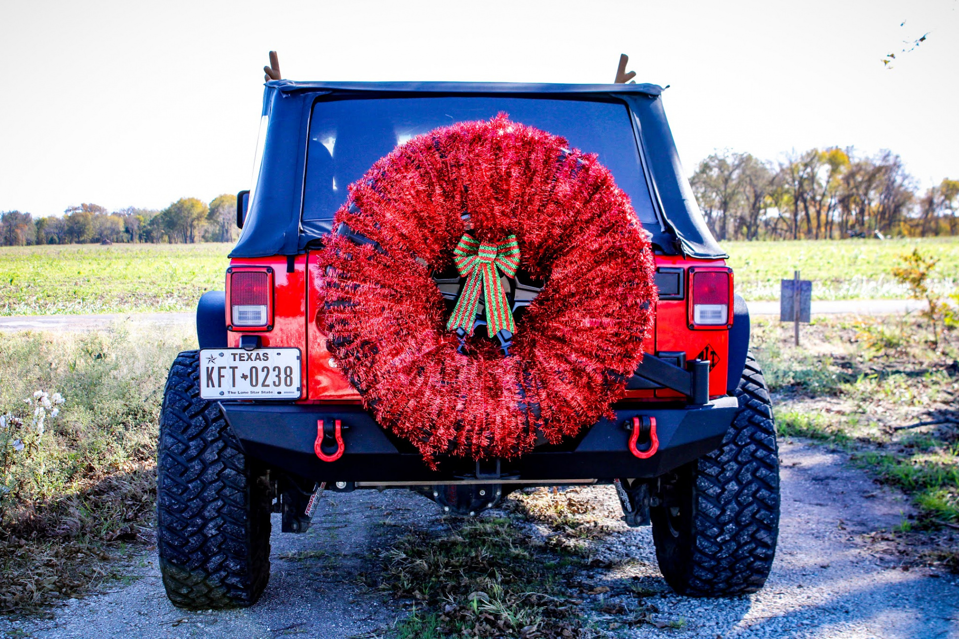 Decorating the Jeep for Christmas // Part  // 01} - HALL AROUND