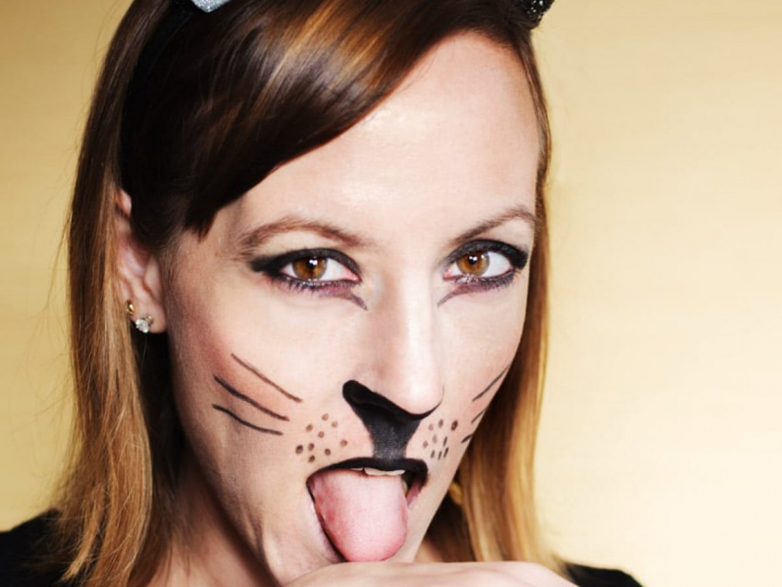 Easy Cat Makeup Tutorial for a Last Minute Halloween Costume