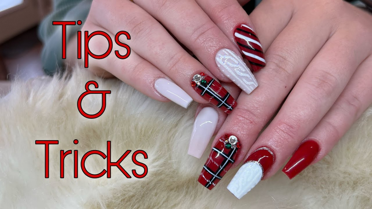 Easy Christmas Nail Design! + Acrylic Application Closeup