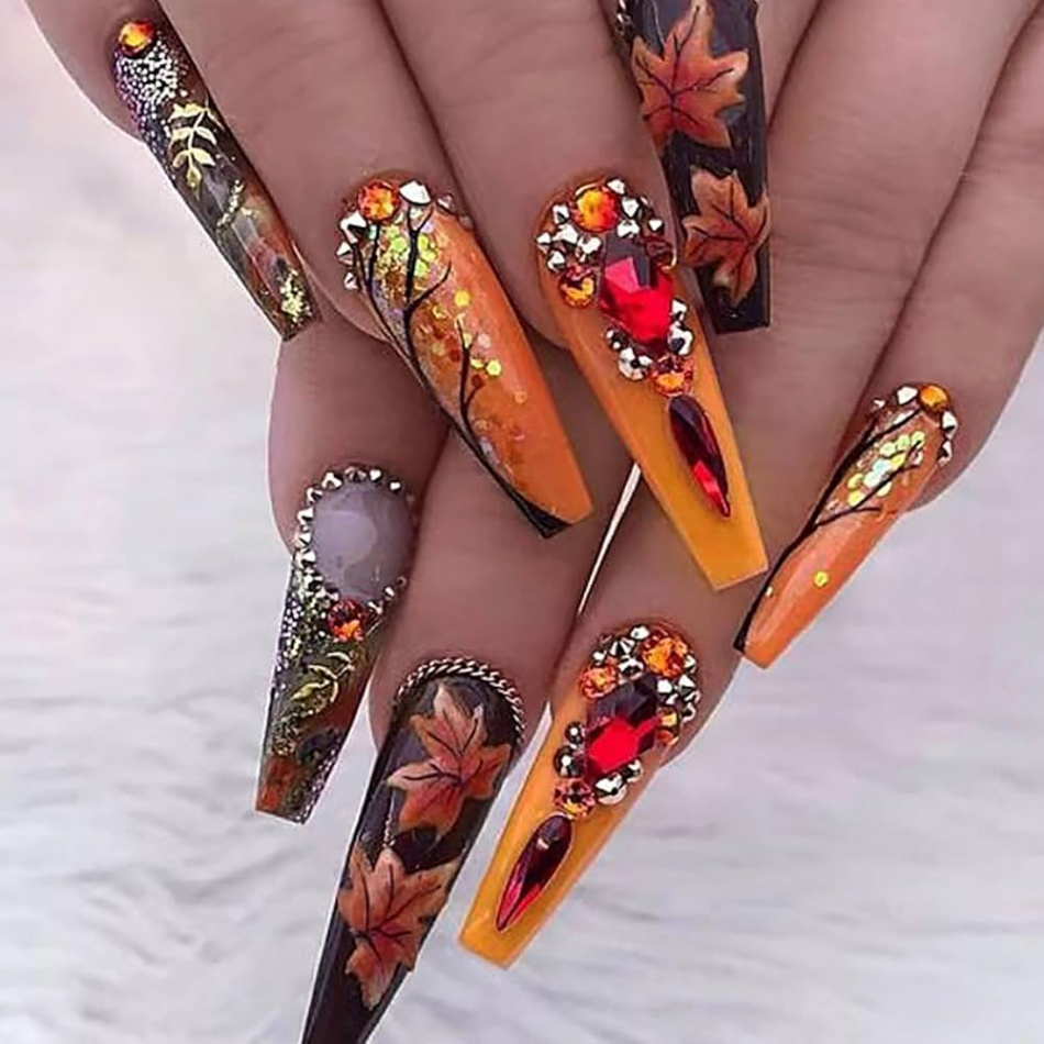 Fall Press on Nails Long Pcs Maple Leaf Fake Nails Full Cover Maple  Leaves with Rhinestones Stick on Nails Autumn Nails Square Designs  Thanksgiving