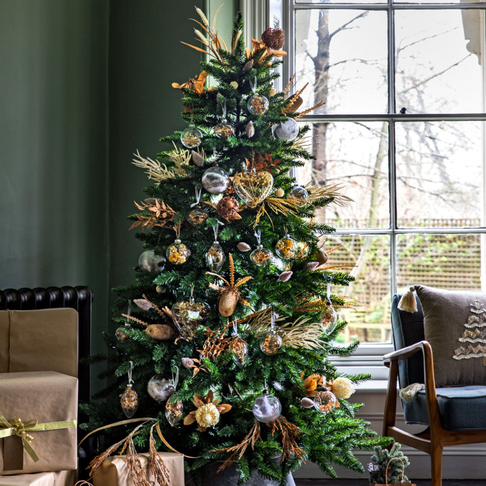 Gallery Interiors Scotland Christmas Tree ft