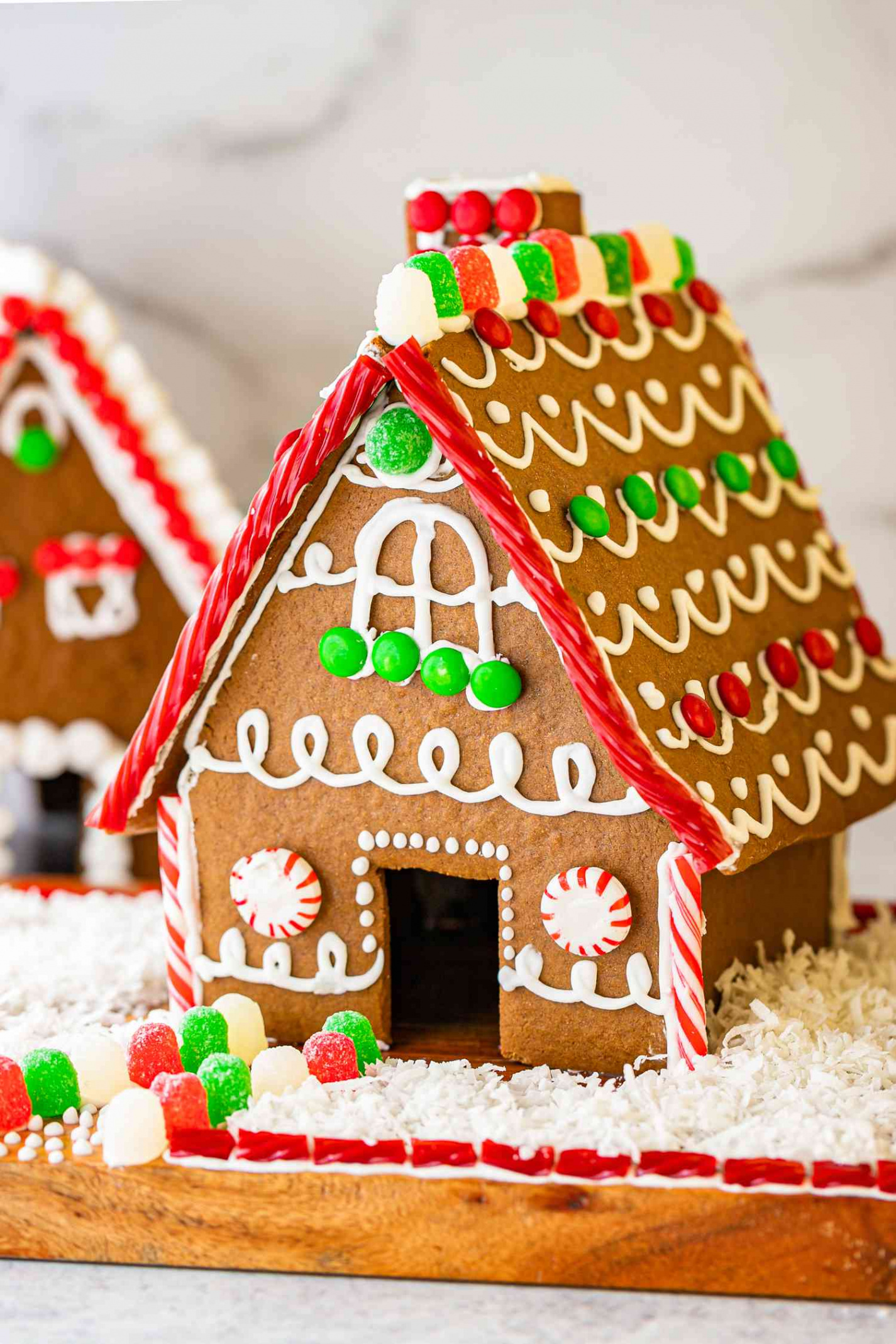 How to Make a Gingerbread House