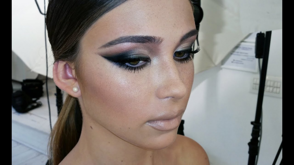 My Signature Smoky Eyeliner Look Tutorial  Dramatic Cat Eyes  NATASHA  DENONA BEAUTY