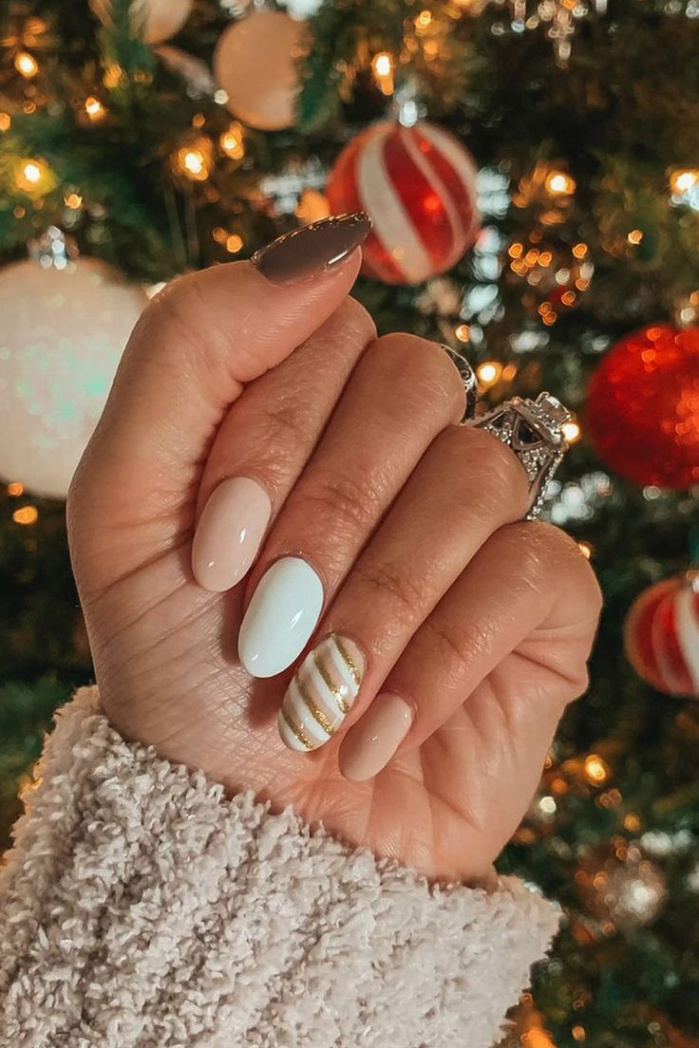 Neutral Christmas nails  Christmas nails, Beige nails design