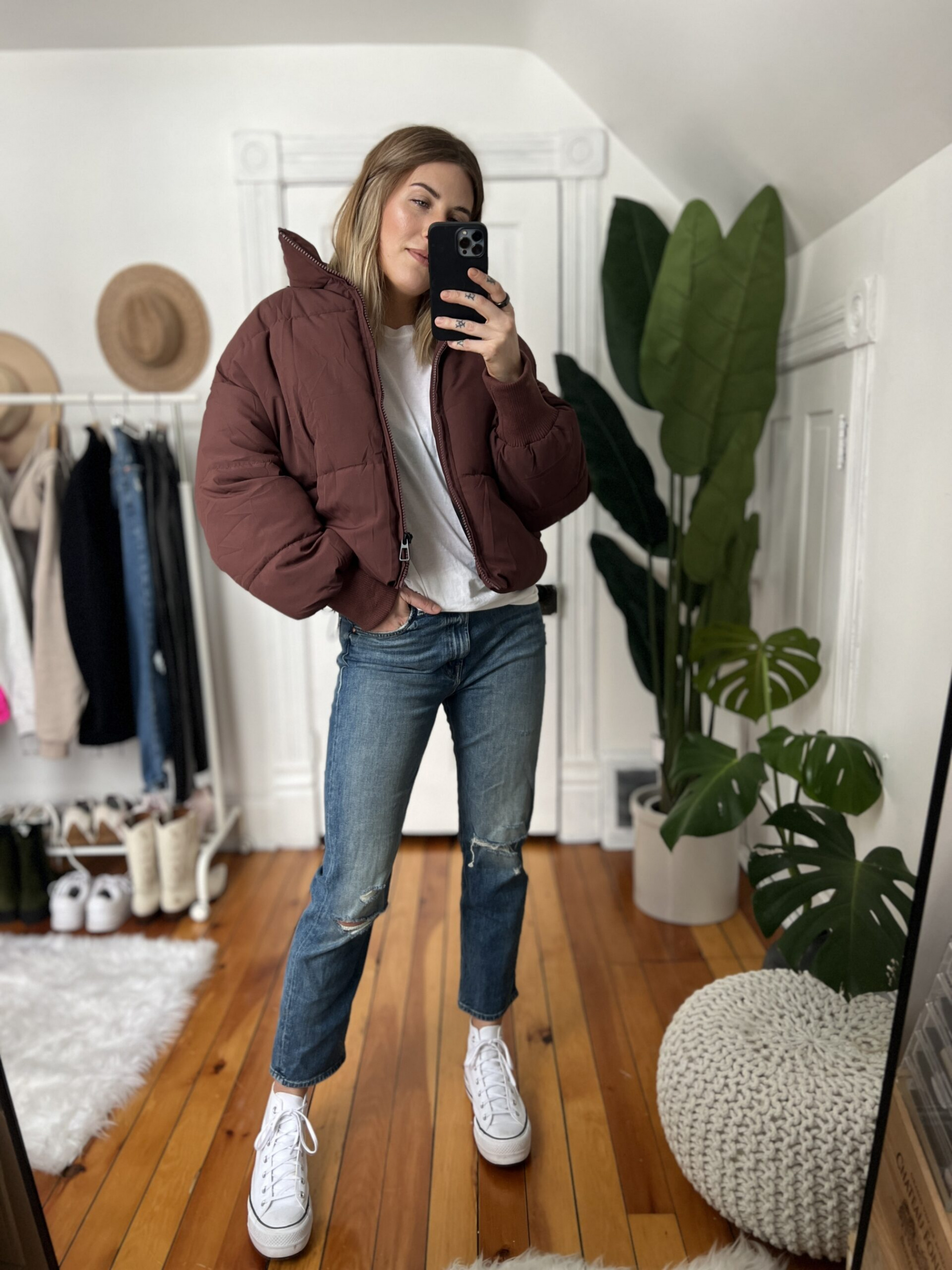 Puffer Jacket Outfit Ideas For Winter & Spring - The Mom Edit