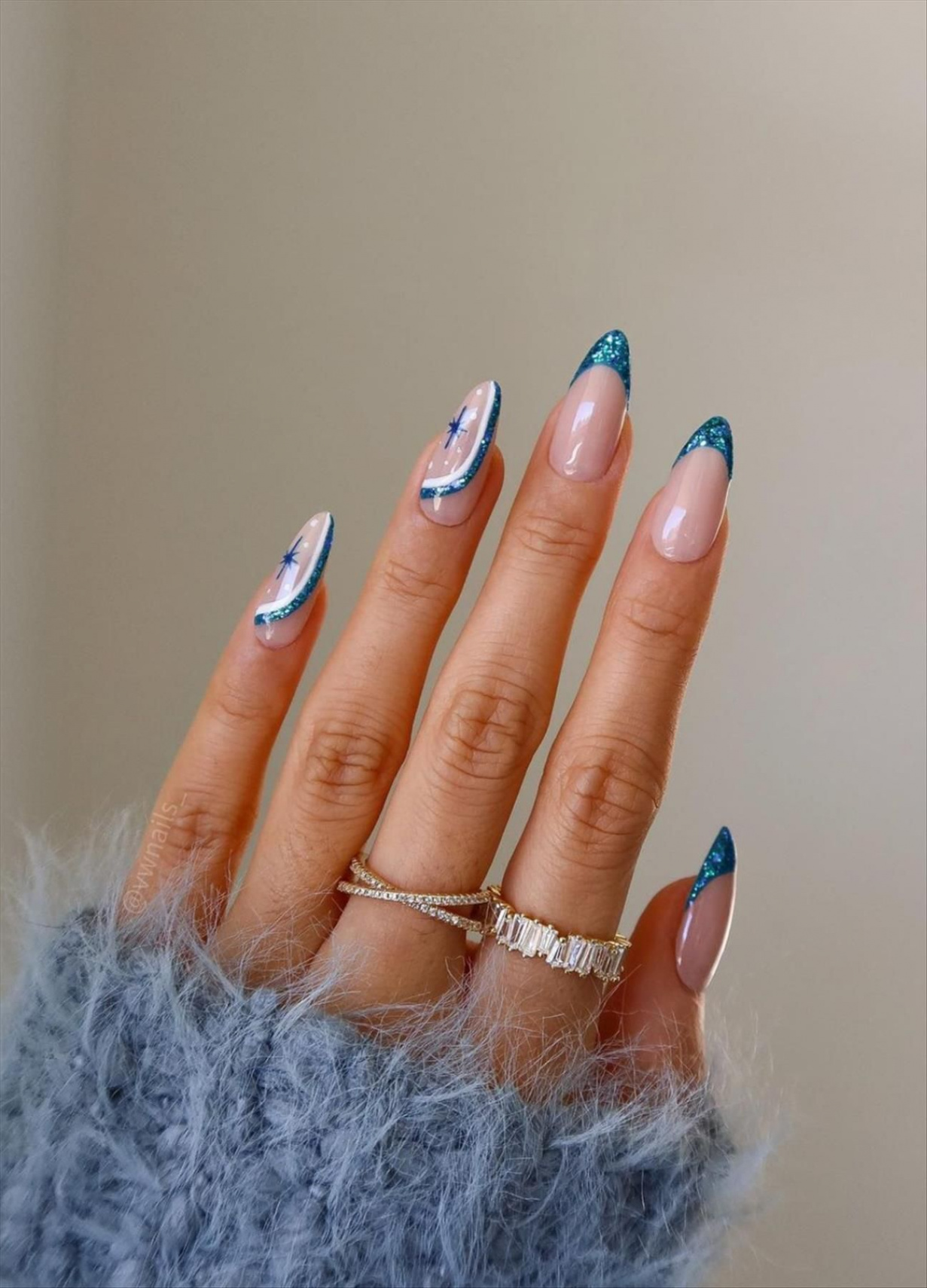 Simple Gel Winter nail  trends with almond-shaped nails  Fake