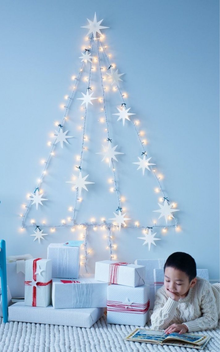 Sparkling Indoor Christmas Lighting Ideas