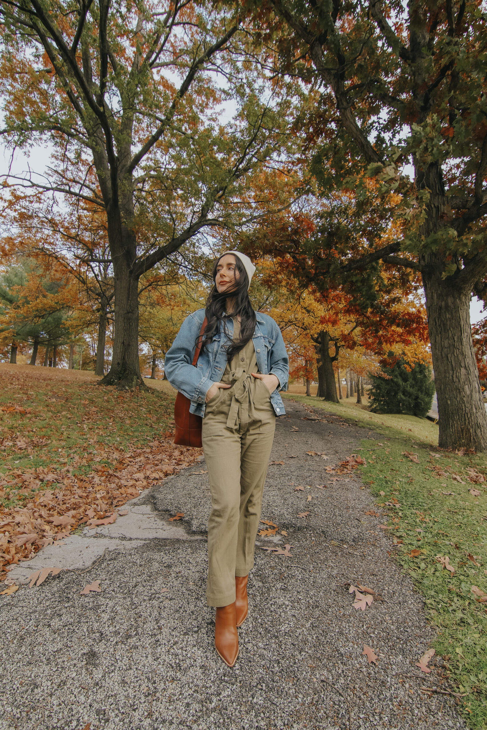 Casual Chic Thanksgiving Outfit Inspiration With ABLE