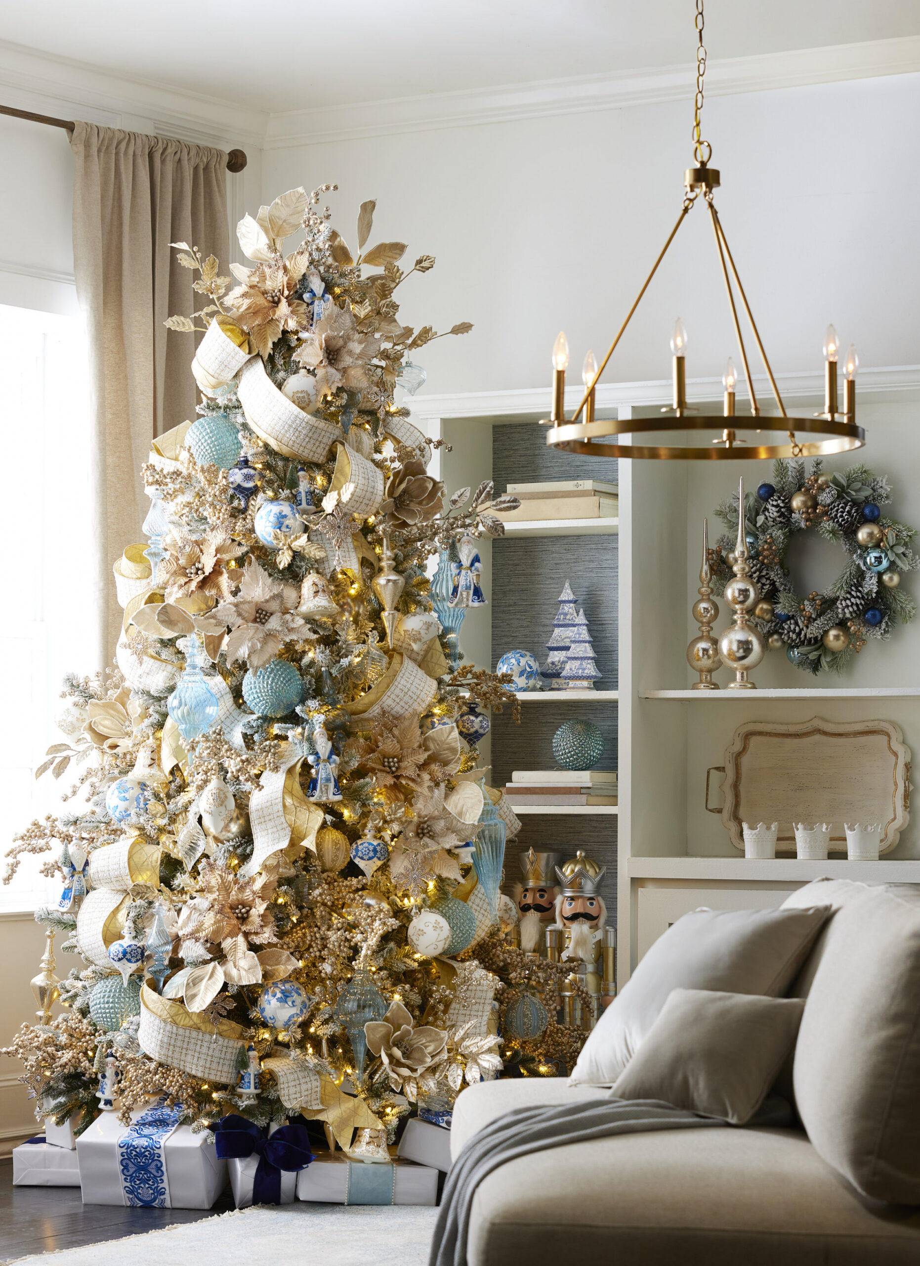 Christmas Tree Decorating Ideas - The Jolly Christmas Shop