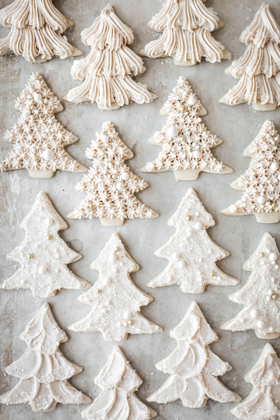 Christmas Tree Sugar Cookies with Buttercream Frosting - Curly