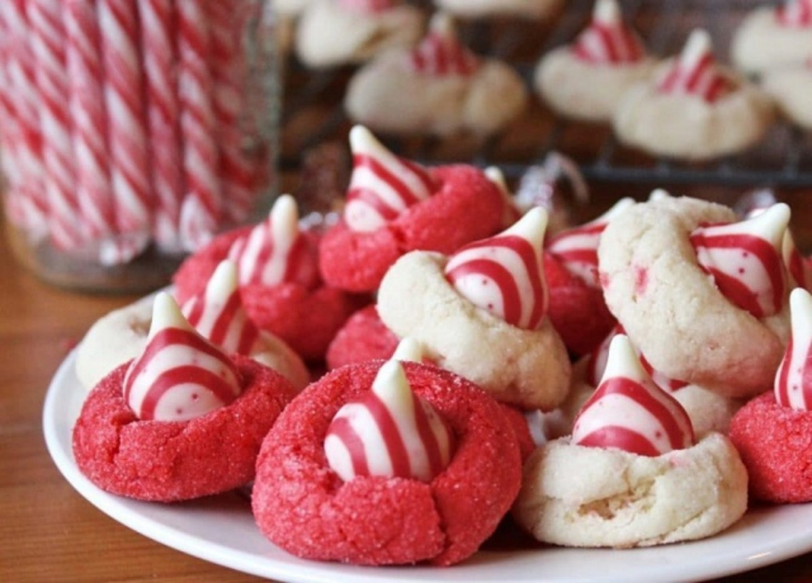 Easy Christmas Cookies for Cookie Exchange - Recipe Ideas for