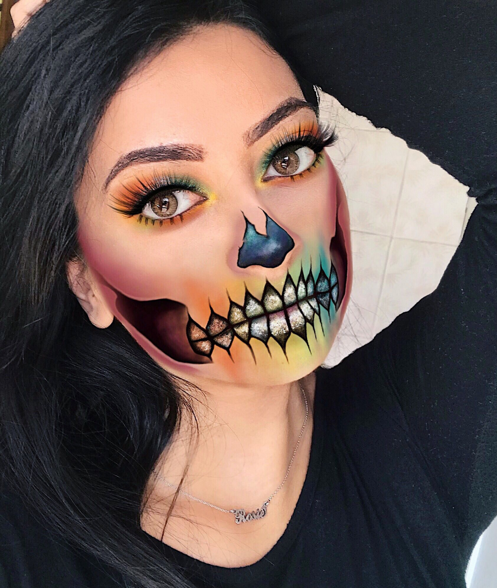 Halloween rainbow skull“Creepin