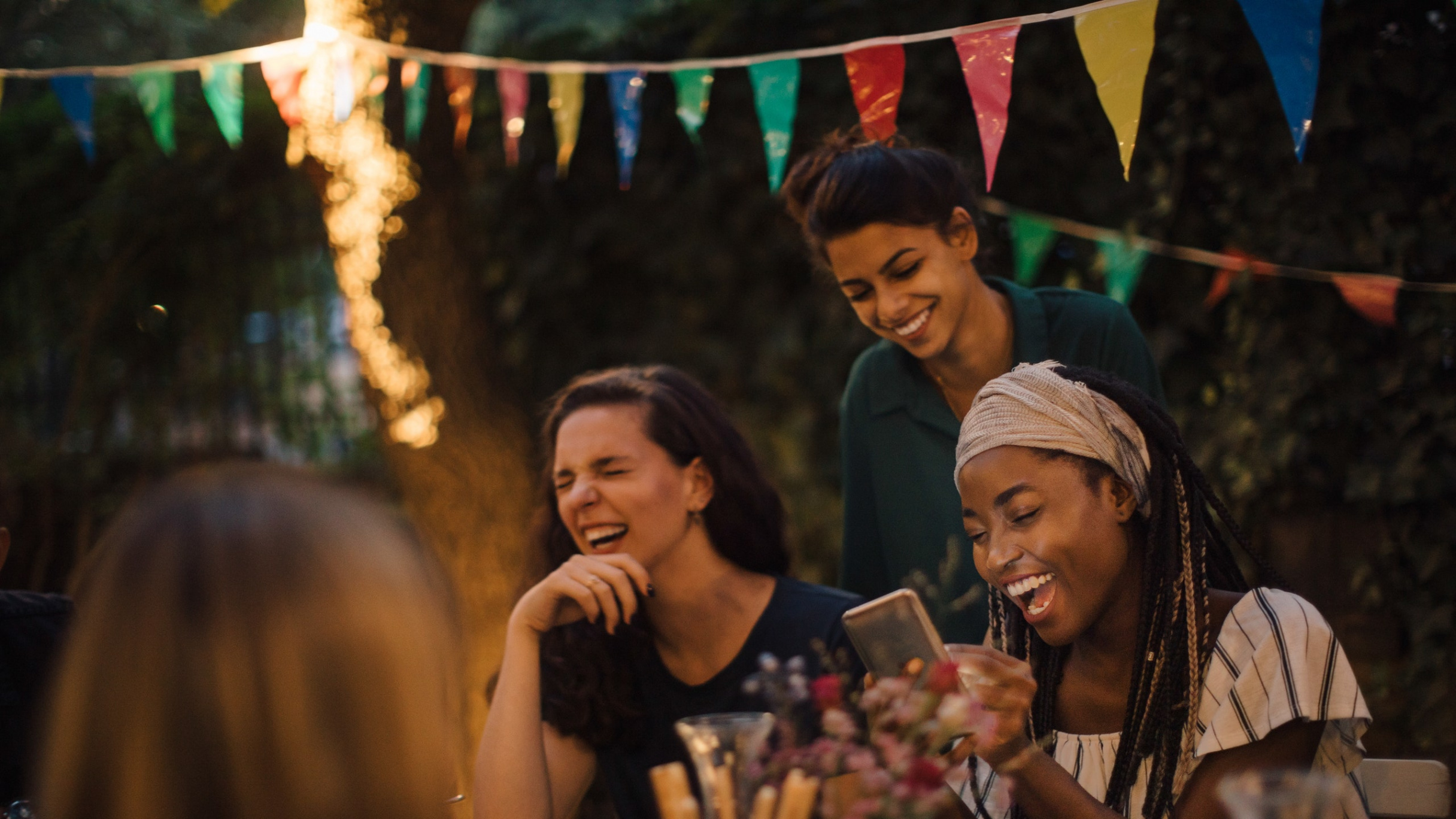 How  People Are Celebrating Friendsgiving  Teen Vogue