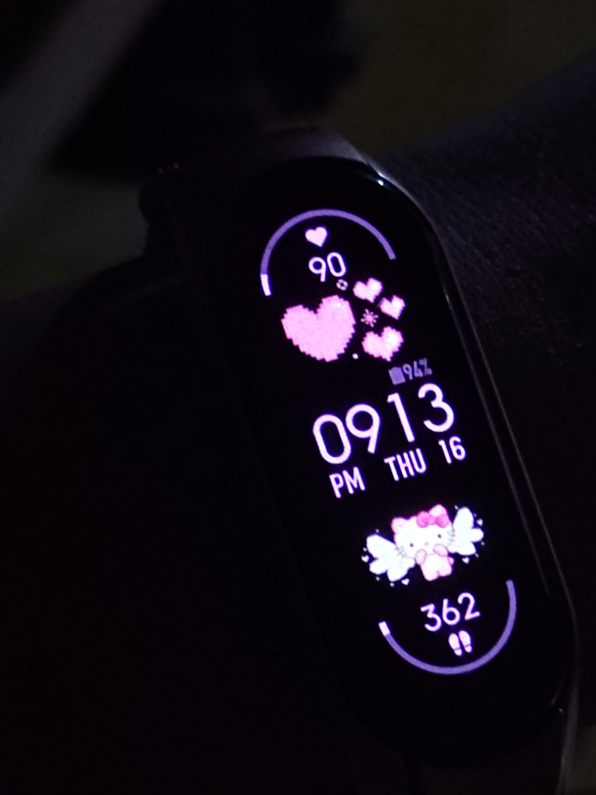 I decided to make that "in-demand" mi band aesthetic theme since I