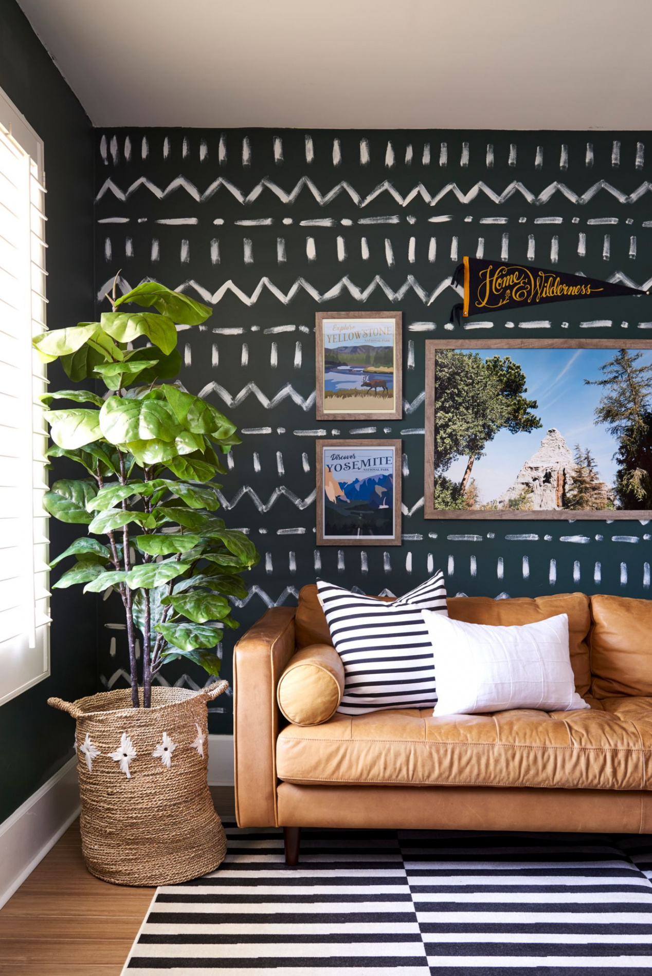 Living Room Accent Wall Ideas to Transform Your Space