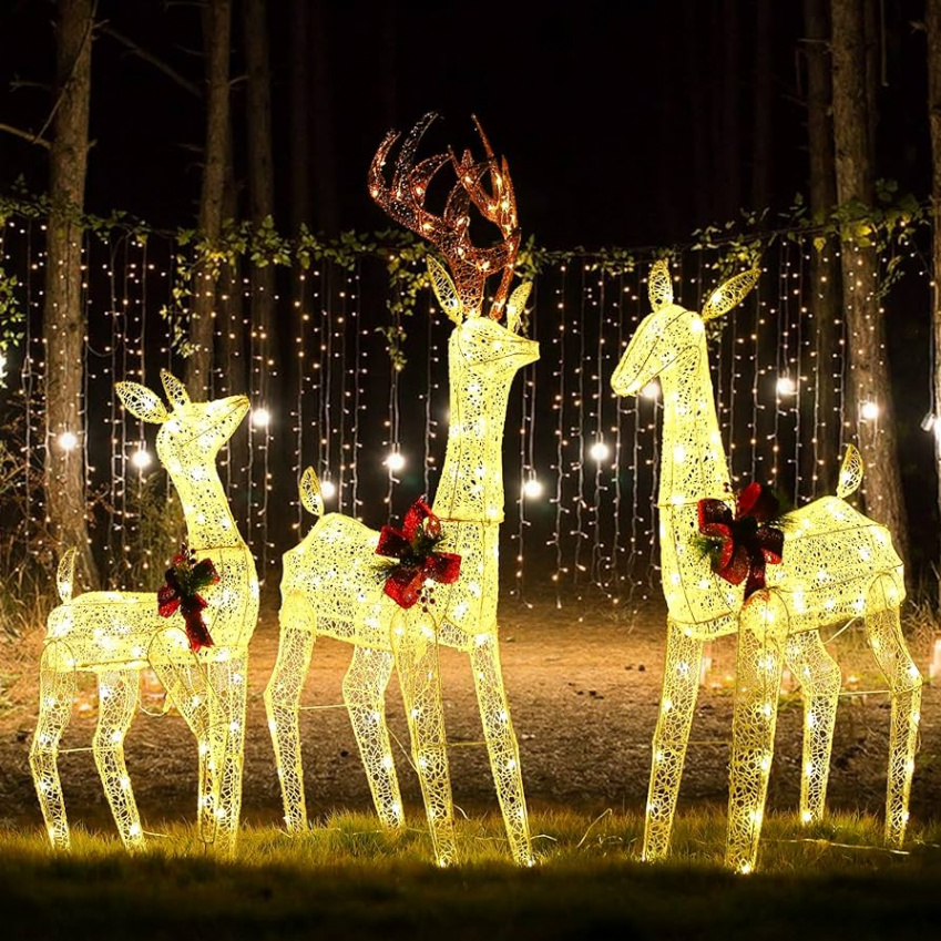 Pack of  Christmas Lighted Reindeer Family Christmas Decorations Deer for  Outdoor Yard Christmas Luminous Decoration with 20 LED Lights, Battery