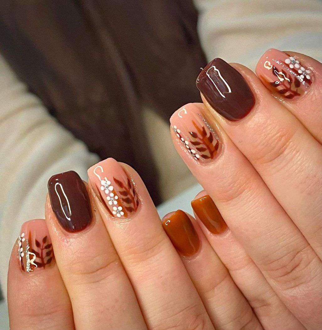 Thanksgiving Nail Designs to Try