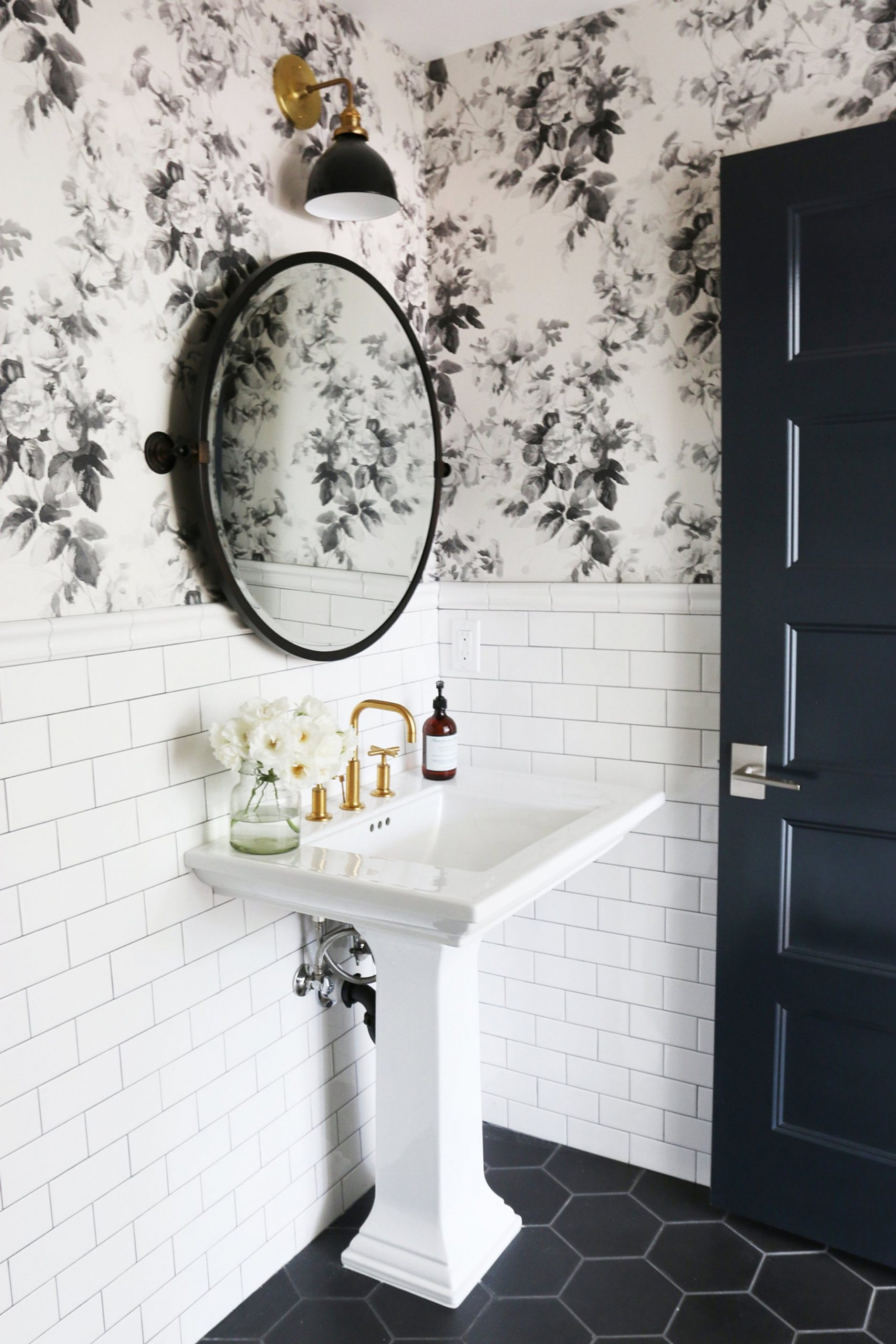 Wallpapered Bathrooms: B&W to Colorful, Subtle to Bold