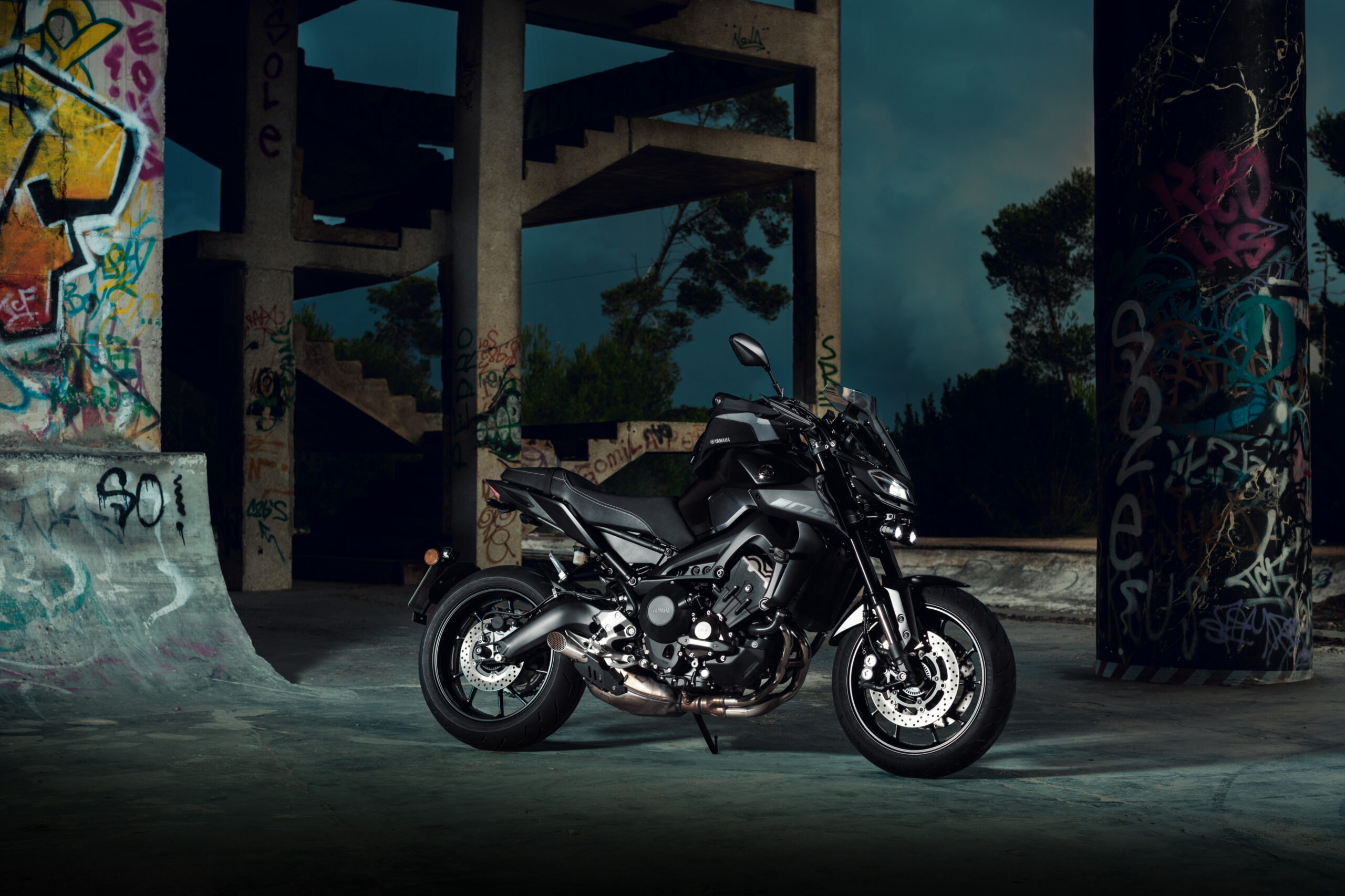 Vehicles Yamaha MT- k Ultra HD Wallpaper