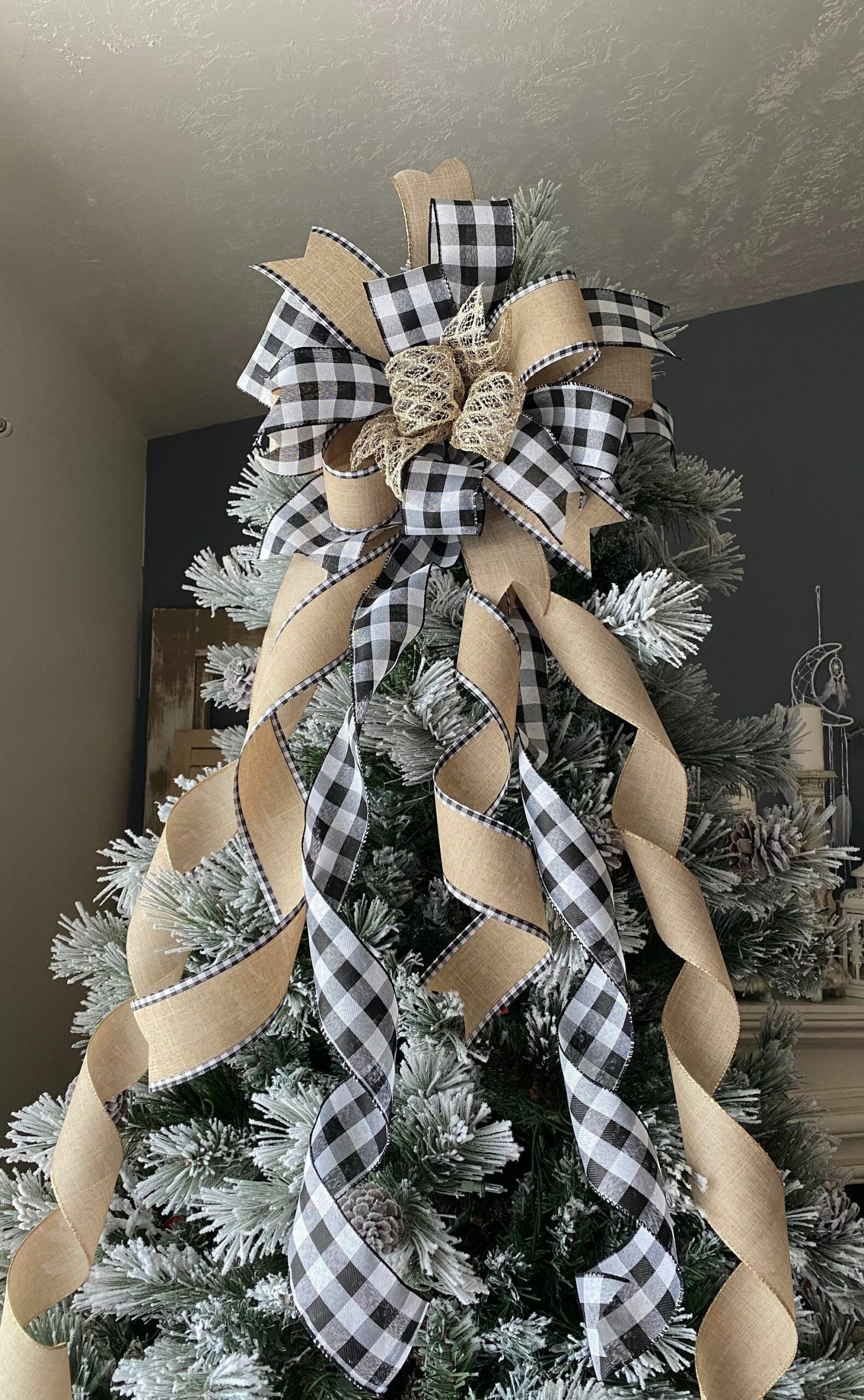 Christmas Tree Wallpaper Bows