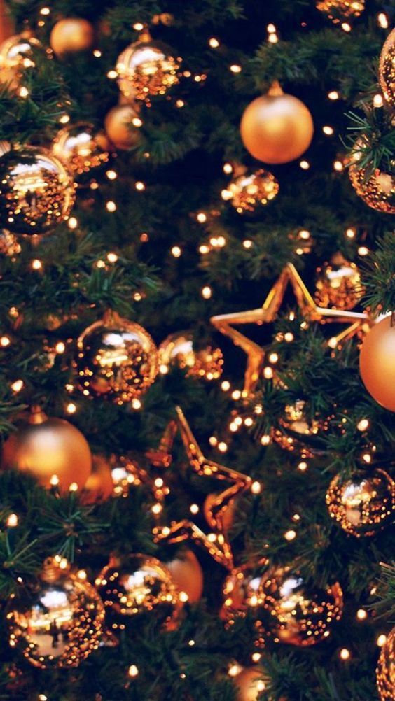 Christmas Tree Wallpaper Horizontal