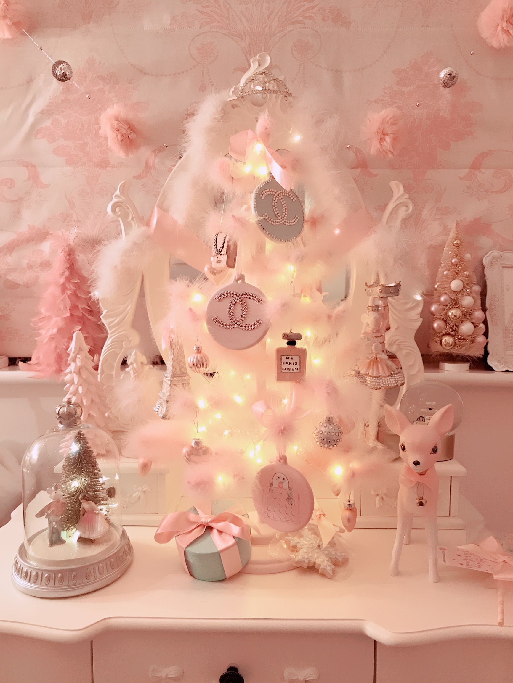 Christmas Wallpaper Pink Aesthetic